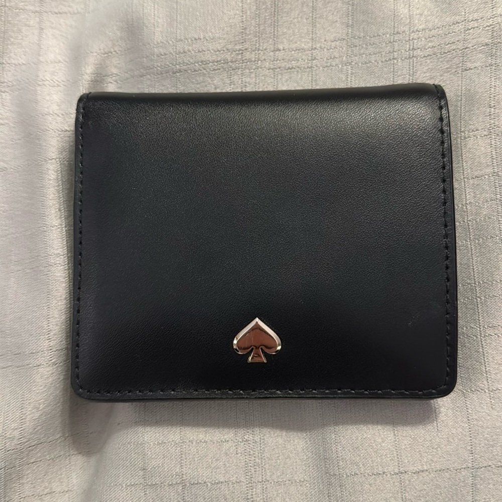 Black kate spade bifold wallet